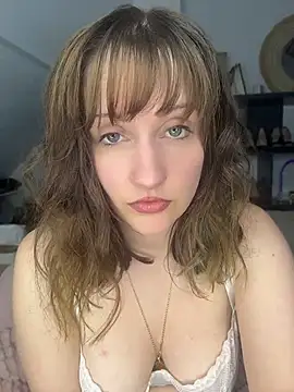 victoirenextdoor online show from 05-10-26, 06:02