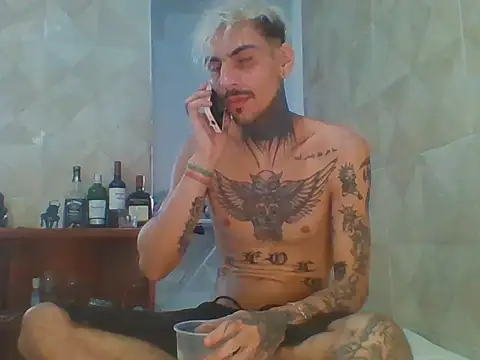 PitbullDiablo1 online show from 11-29-25, 08:56