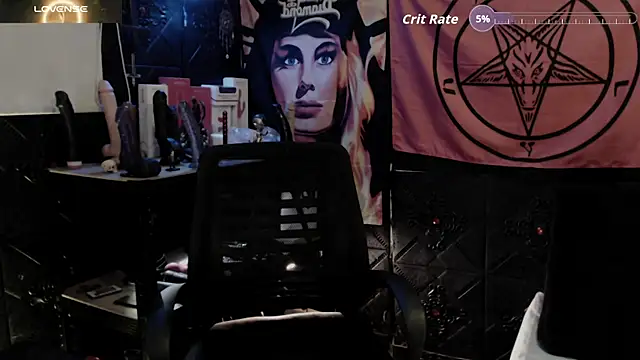 Evil Queen 666 online show from 06-26-26, 07:02