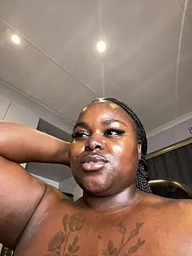 Honeycoco0211 online show from 05-23-26, 03:34