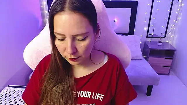 camila delarosa online show from 07-16-26, 05:41