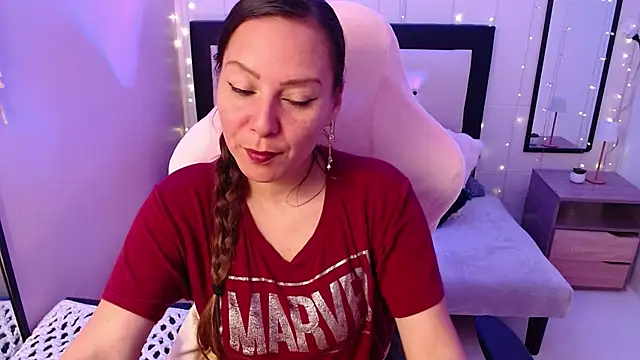 camila delarosa online show from 07-22-26, 05:16