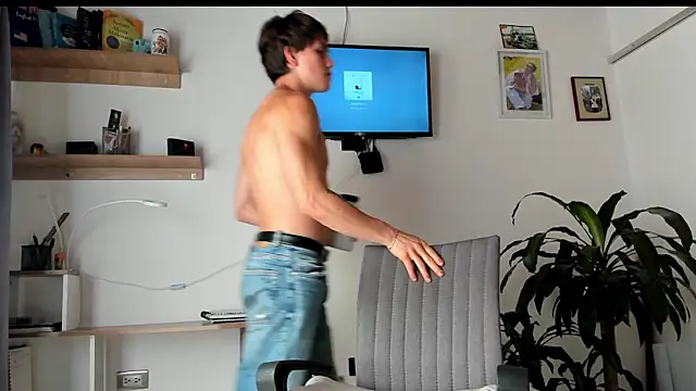 manucute 23  online show from 03-25-26, 08:04