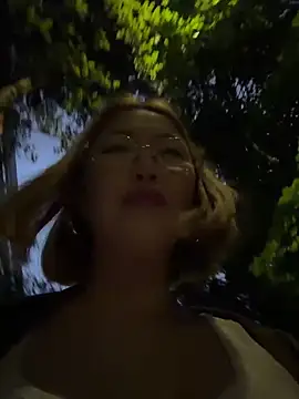 Aiko Yumi online show from 06-06-26, 08:13