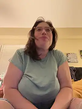 Bosschica online show from 12-10-24, 05:17