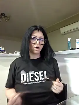 Milf Abigail online show from 05-13-26, 01:36