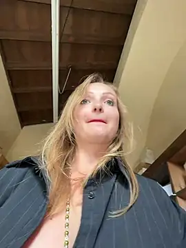 LadyTatiana Madam online show from 07-26-26, 01:51