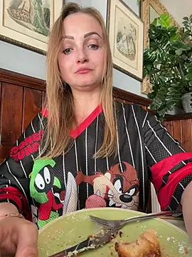 LadyTatiana Madam online show from 08-05-26, 03:26