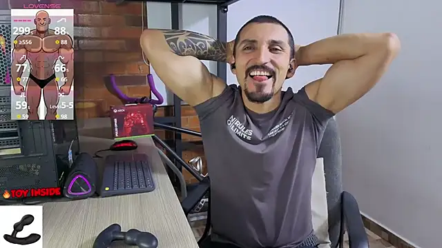 Snapshot of Marck_Muscle chatting on 06-28-26, 02:06 Marck Muscle online show from 06-28-26, 02:06