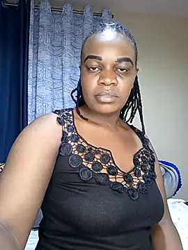 Snapshot of queen_arianna chatting on 02-26-26, 12:42 queen arianna online show from 02-26-26, 12:42