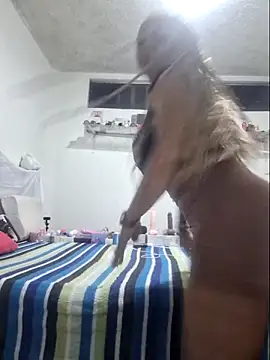 gatadeojosclaros online show from 09-21-25, 01:29