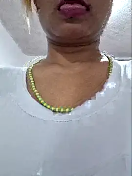 gatadeojosclaros online show from 10-19-25, 02:45