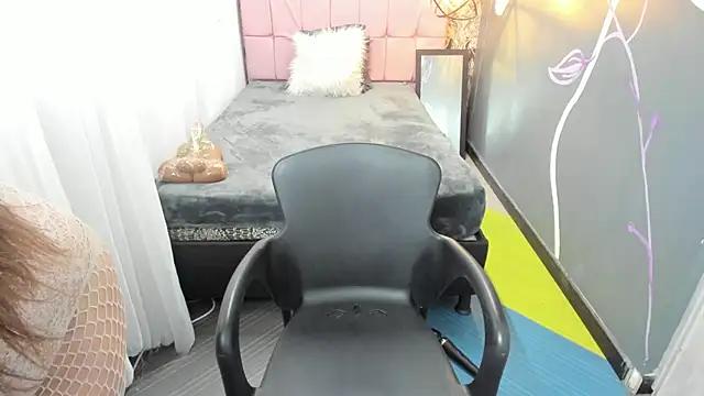 EmmaaEvans  online show from 01-27-25, 02:57