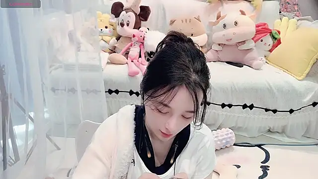 AKiKi711 online show from 03-11-26, 04:51