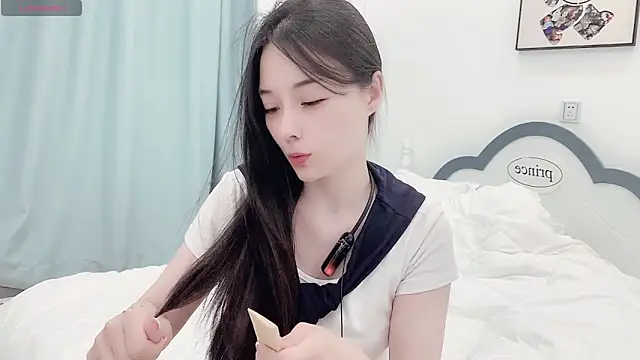 AKiKi711 online show from 04-14-26, 04:57