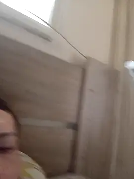 Adee21e online show from 04-27-26, 01:09