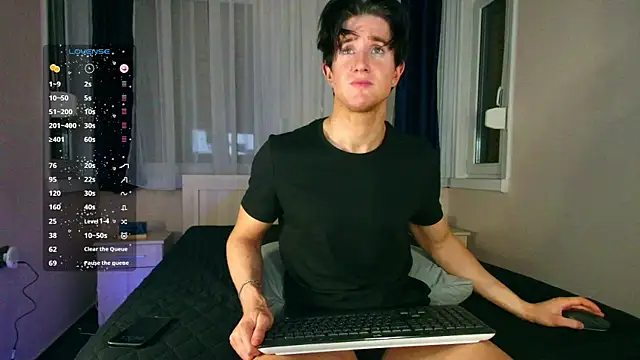 ChristianLevine  online show from 04-14-26, 08:37