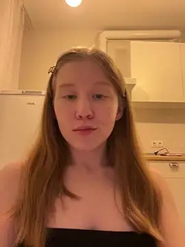 Eva Weyne online show from 04-26-26, 08:50