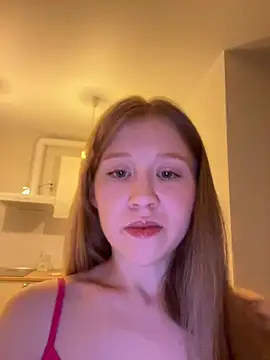 Snapshot of Eva_Weyne chatting on 06-20-26, 10:12 Eva Weyne online show from 06-20-26, 10:12