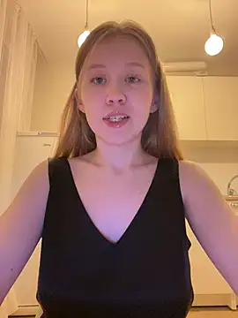 Snapshot of Eva_Weyne chatting on 07-08-26, 10:14 Eva Weyne online show from 07-08-26, 10:14