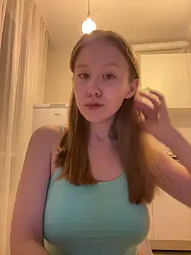 Snapshot of Eva_Weyne chatting on 07-09-26, 08:35 Eva Weyne online show from 07-09-26, 08:35