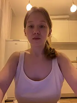 Snapshot of Eva_Weyne chatting on 07-14-26, 10:59 Eva Weyne online show from 07-14-26, 10:59