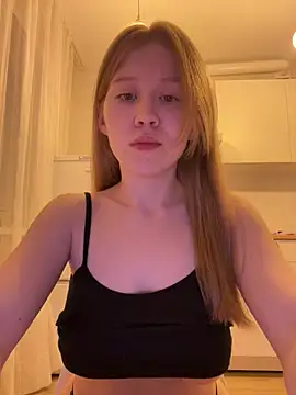 Snapshot of Eva_Weyne chatting on 08-03-26, 10:13 Eva Weyne online show from 08-03-26, 10:13