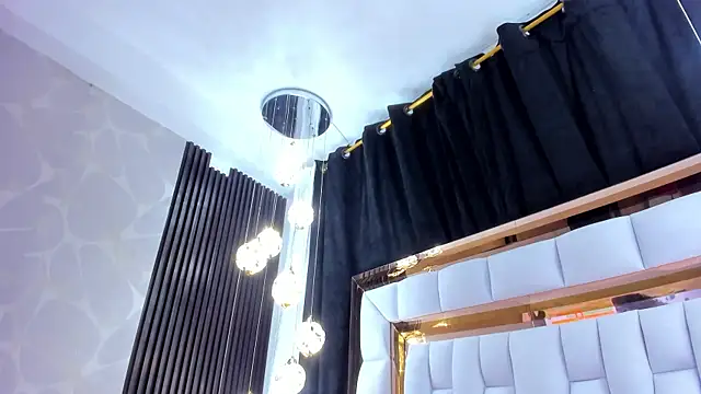 SarayRoyse online show from 12-05-25, 07:21