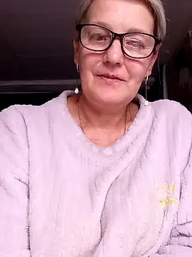 Snapshot of irinamaux chatting on 06-16-26, 06:32 irinamaux online show from 06-16-26, 06:32