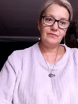 Snapshot of irinamaux chatting on 06-26-26, 05:23 irinamaux online show from 06-26-26, 05:23