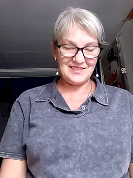 Snapshot of irinamaux chatting on 06-30-26, 05:52 irinamaux online show from 06-30-26, 05:52