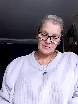 Snapshot of irinamaux chatting on 07-04-26, 08:48 irinamaux online show from 07-04-26, 08:48
