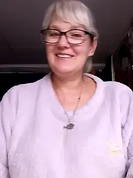 Snapshot of irinamaux chatting on 07-07-26, 06:47 irinamaux online show from 07-07-26, 06:47