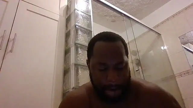 Bighood T online show from 04-20-26, 03:09