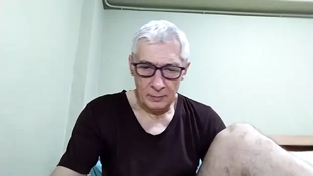 Snapshot of BIGUNCUTHARDCOCK chatting on 01-15-26, 01:59 BIGUNCUTHARDCOCK online show from 01-15-26, 01:59