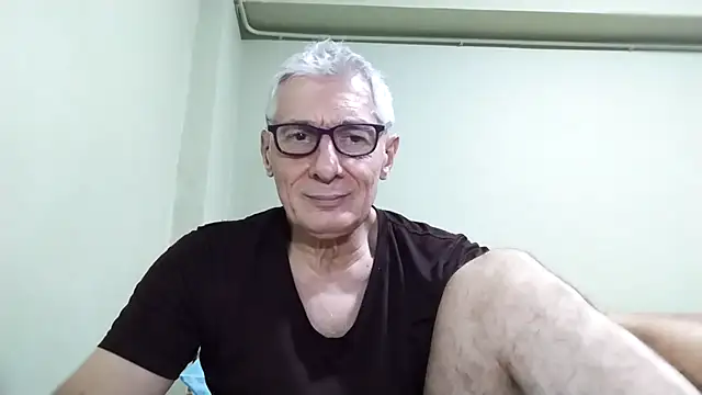 Snapshot of BIGUNCUTHARDCOCK chatting on 01-16-26, 02:10 BIGUNCUTHARDCOCK online show from 01-16-26, 02:10