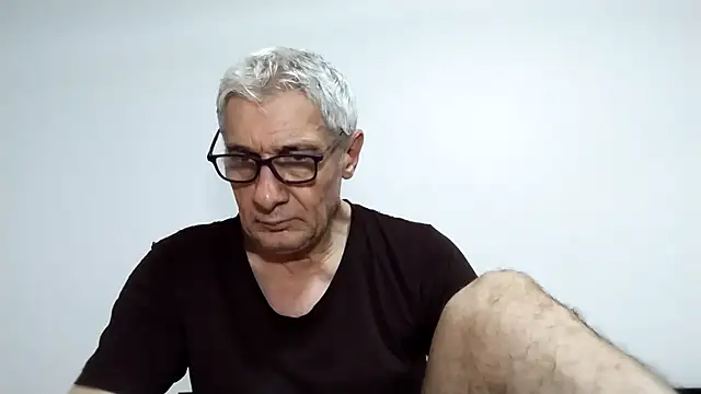 Snapshot of BIGUNCUTHARDCOCK chatting on 02-21-26, 12:22 BIGUNCUTHARDCOCK online show from 02-21-26, 12:22