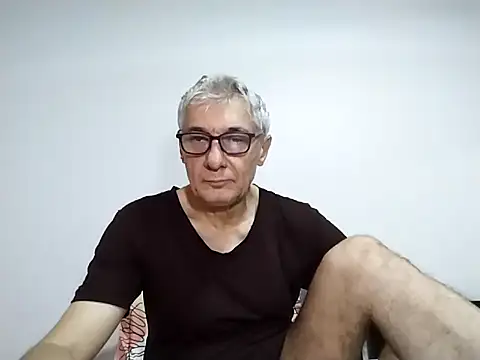 Snapshot of BIGUNCUTHARDCOCK chatting on 02-22-26, 02:02 BIGUNCUTHARDCOCK online show from 02-22-26, 02:02