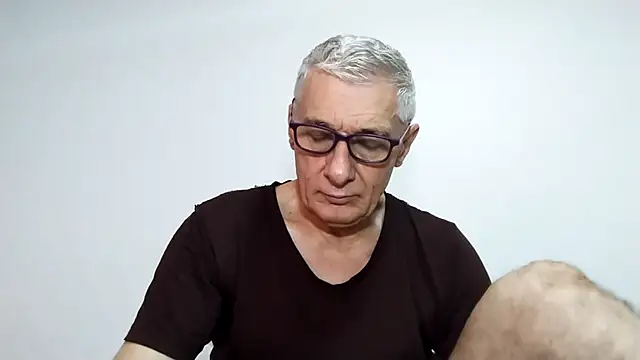 Snapshot of BIGUNCUTHARDCOCK chatting on 03-04-26, 01:11 BIGUNCUTHARDCOCK online show from 03-04-26, 01:11