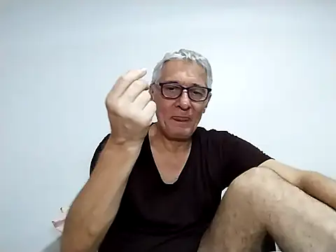 Snapshot of BIGUNCUTHARDCOCK chatting on 04-09-26, 03:06 BIGUNCUTHARDCOCK online show from 04-09-26, 03:06