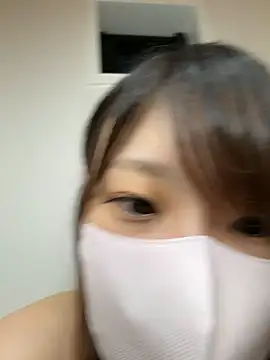 Snapshot of hi---chan- chatting on 07-01-26, 08:08 hi---chan- online show from 07-01-26, 08:08
