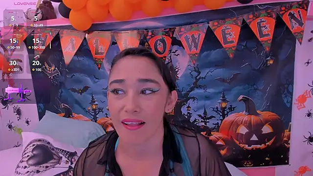 charlotte-11 online show from 10-20-25, 04:18