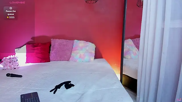  Tattoo Couple online show from 04-11-26, 02:32