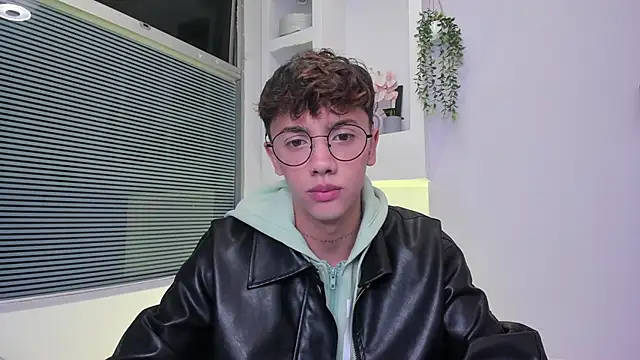 Tomy Rox online show from 03-29-26, 03:28