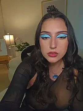 freya bella  online show from 03-06-26, 07:05