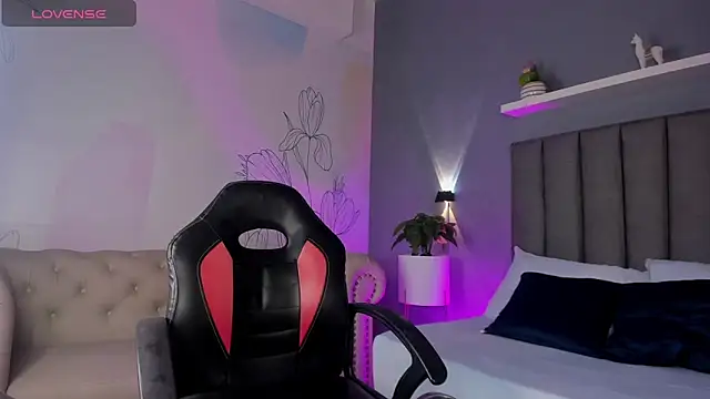 atenea jones online show from 10-04-25, 02:48