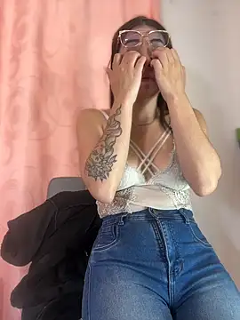 hannacruzsj online show from 01-19-26, 04:33