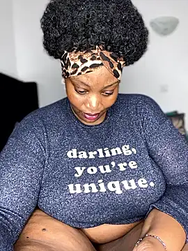 Snapshot of MsWhiteChocolatte chatting on 03-27-26, 05:23 MsWhiteChocolatte online show from 03-27-26, 05:23