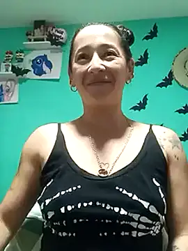 emilypoppy3 online show from 02-18-25, 12:39