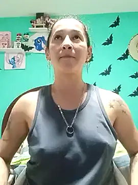 emilypoppy3 online show from 02-26-25, 01:11